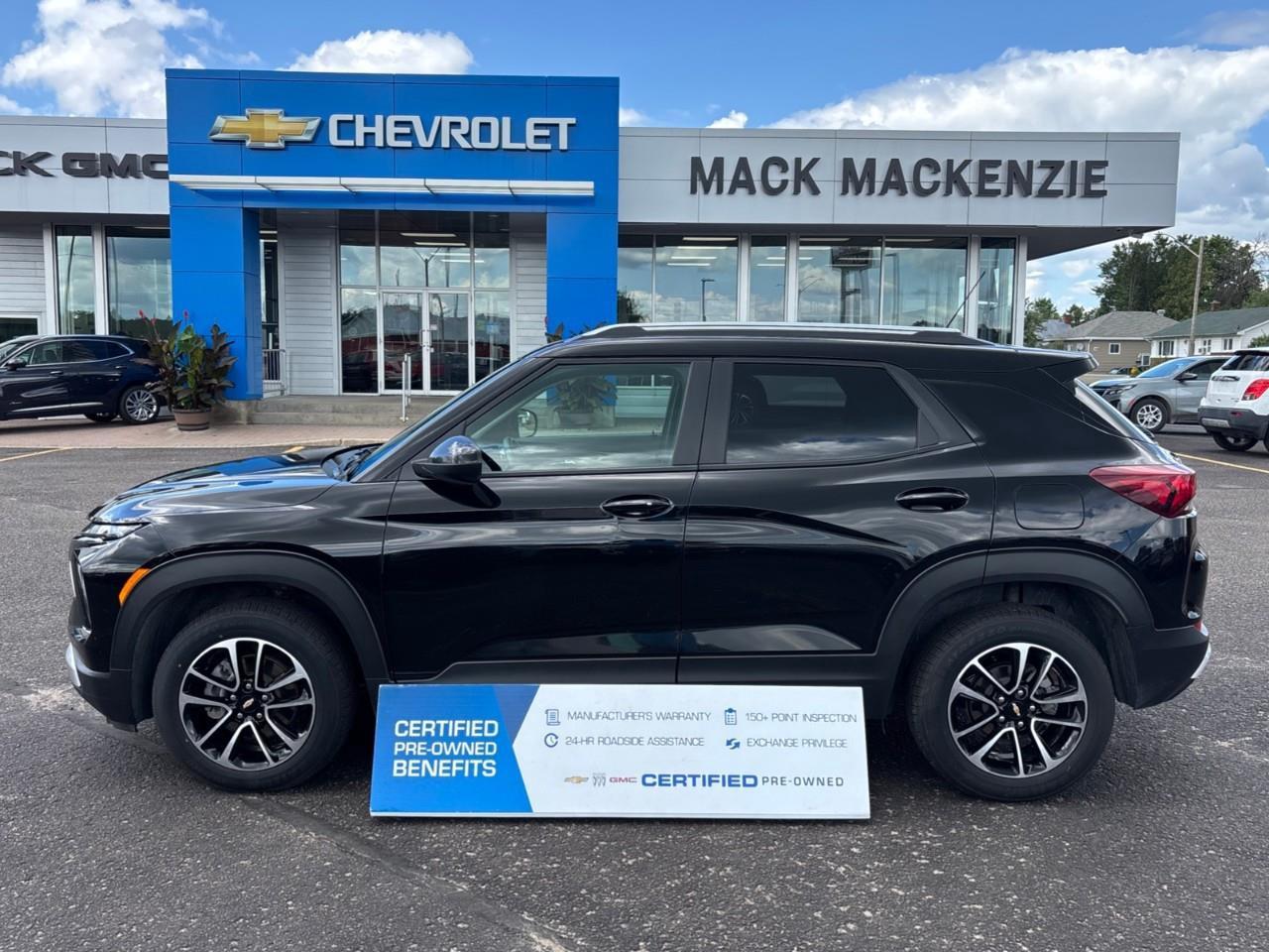 2025 Chevrolet TrailBlazer LT Used 2025 5 Passenger Small AWD SUV with Heated Front Seats, Heated Steering Wheel and a 11 Diagonal Touchscreen Radio with Wireless Apple CarPlay and Wireless Android Auto Photo