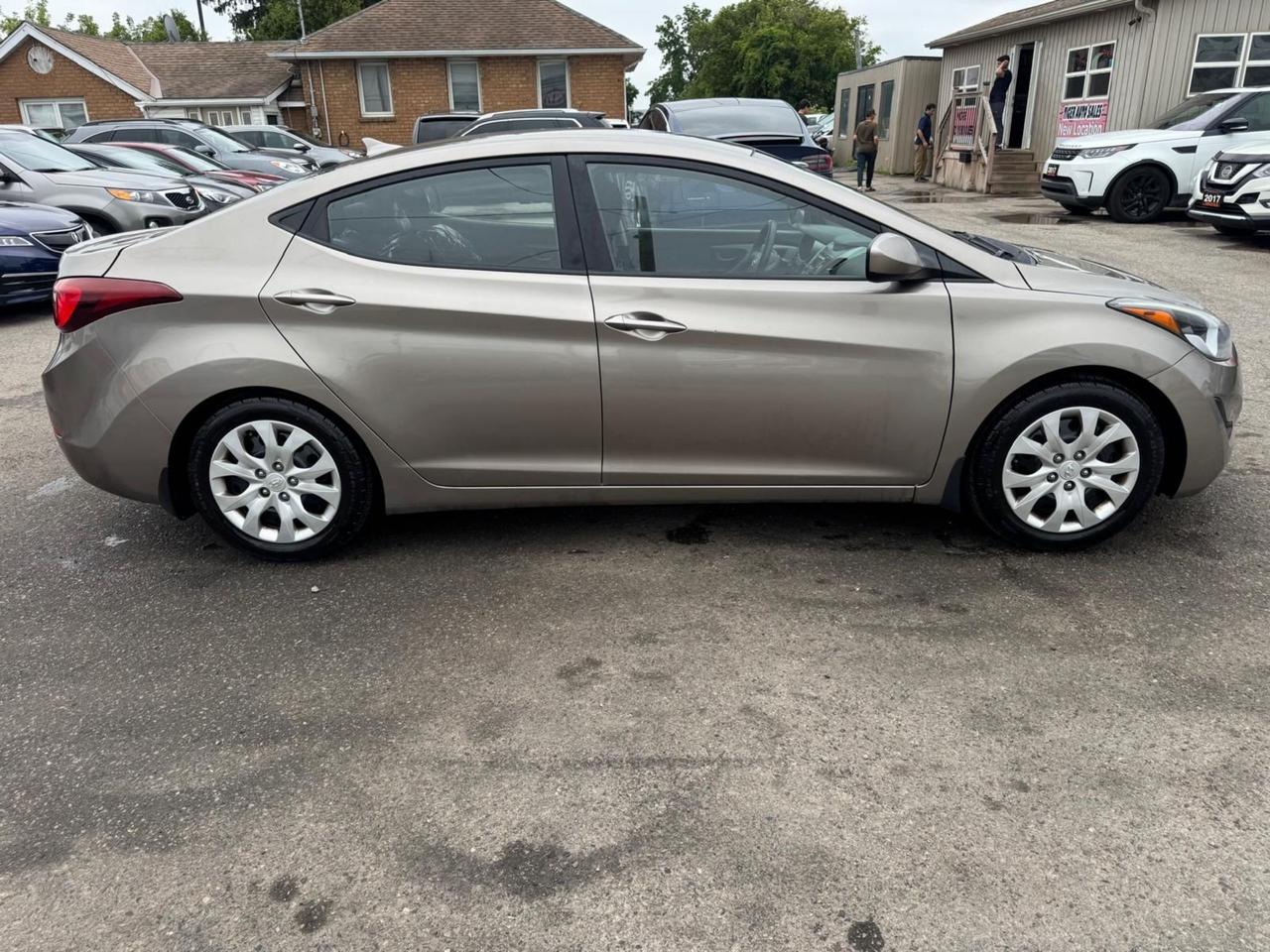 2015 Hyundai Elantra GL, SEDAN, AUTO, 4 CYL, GREAT ON FUEL, CERTIFIED Photo