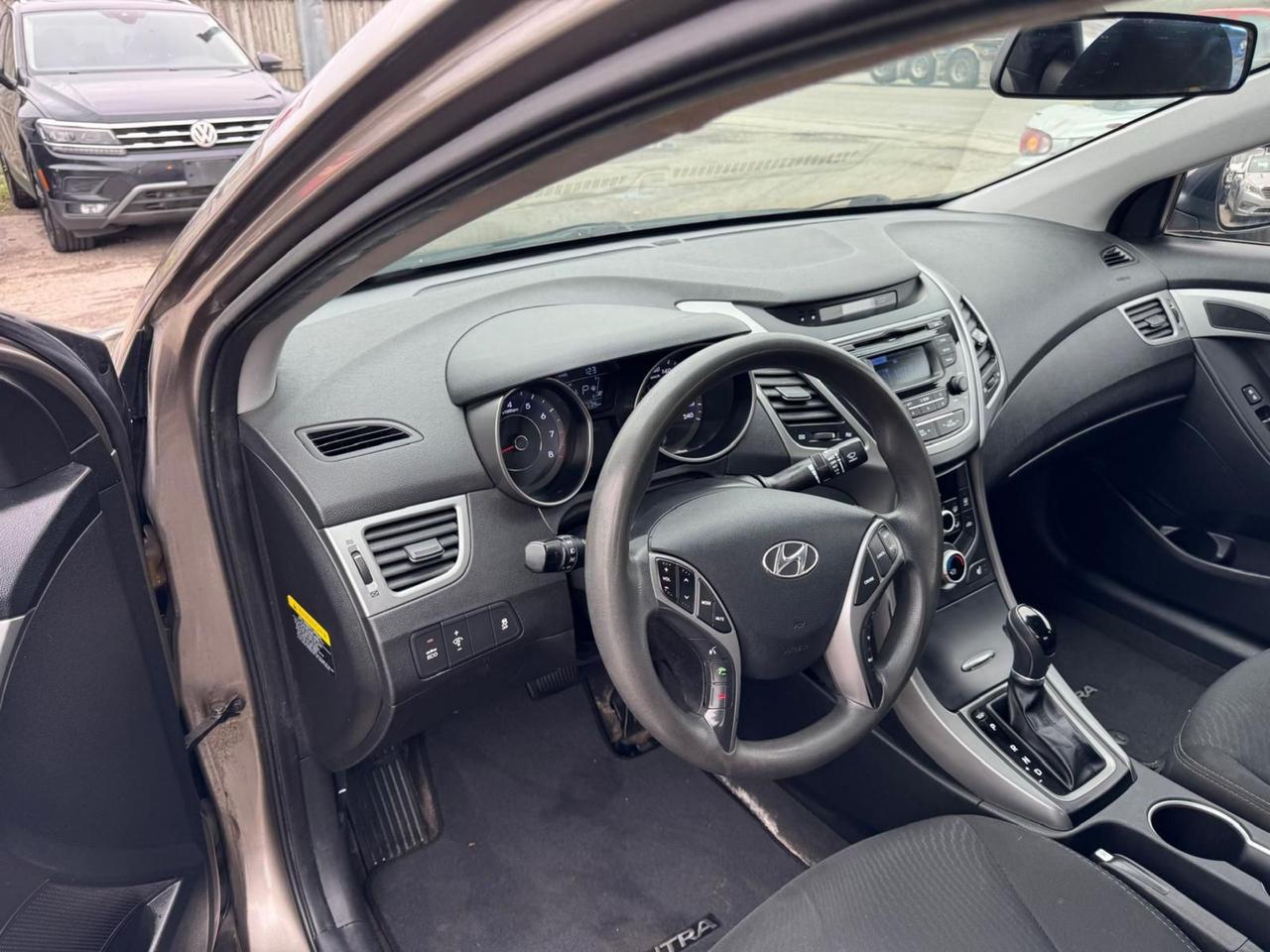 2015 Hyundai Elantra GL, SEDAN, AUTO, 4 CYL, GREAT ON FUEL, CERTIFIED Photo