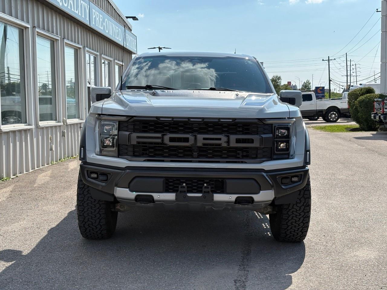 2023 Ford F-150 Raptor 4WD SuperCrew 5.5' Box Photo2