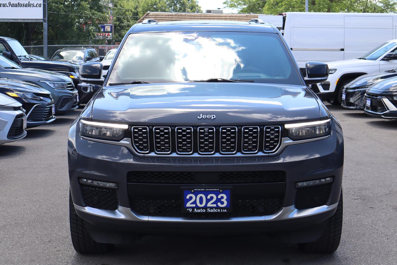 2023 Jeep Grand Cherokee Summit Reserve 4x4 6 Passnger Photo