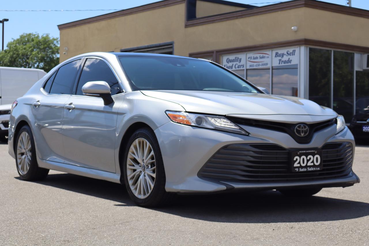 2020 Toyota Camry XLE Photo0