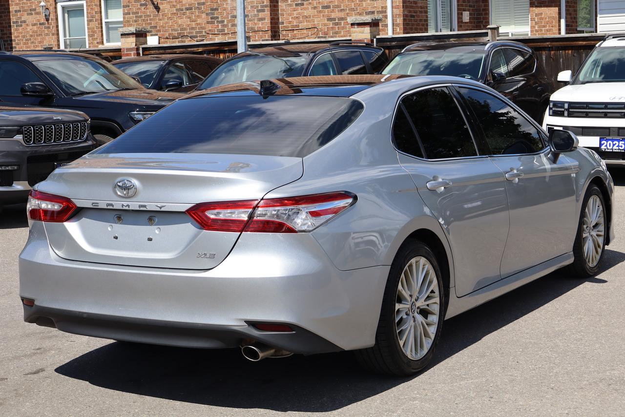 2020 Toyota Camry XLE Photo
