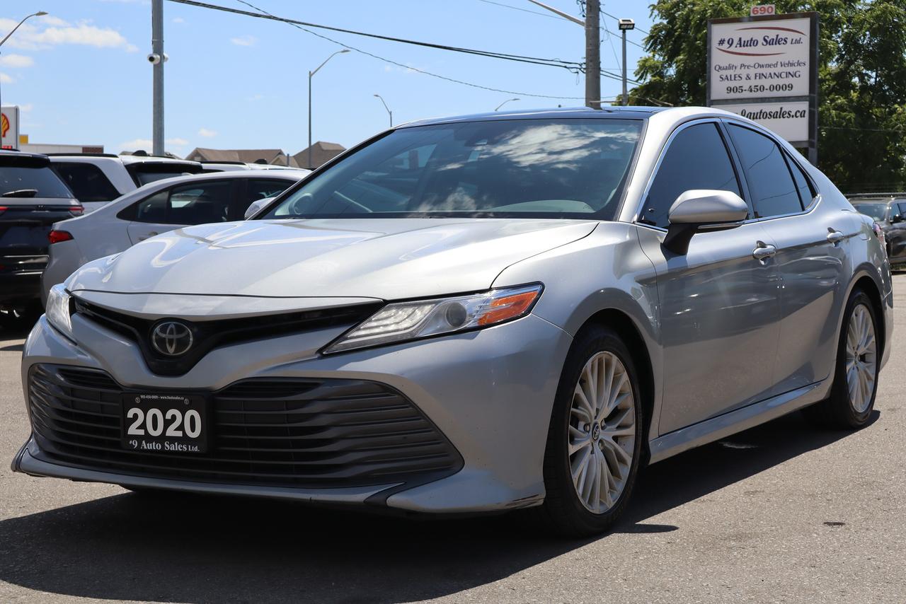 2020 Toyota Camry XLE Photo4