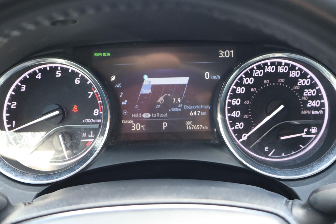 2020 Toyota Camry XLE Photo