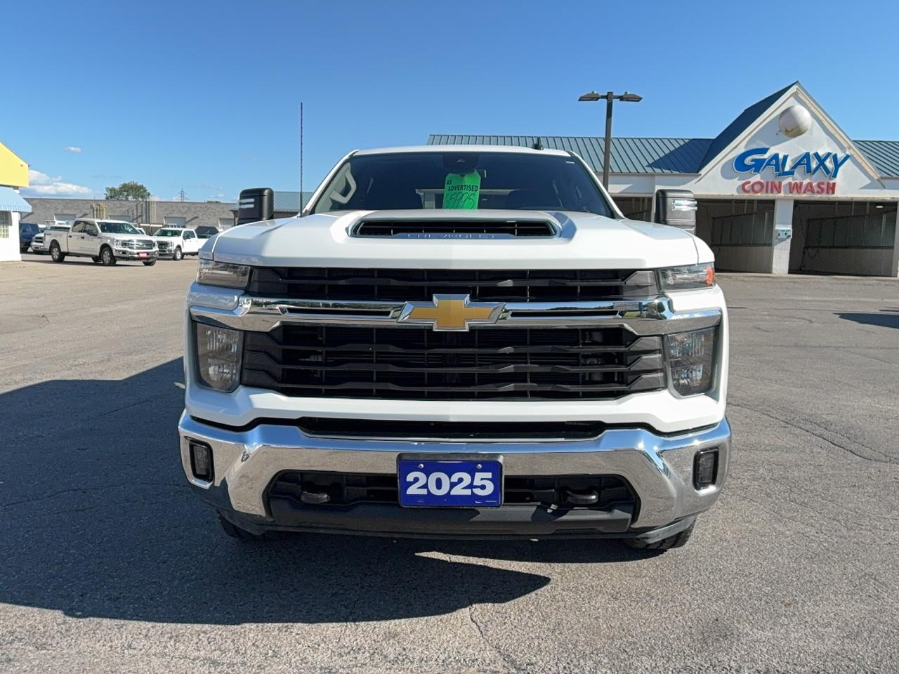 2025 Chevrolet Silverado 2500 LT 4WD CrewCab 6.6L8cylDiesel 6'7"Box HeatedSeats Photo