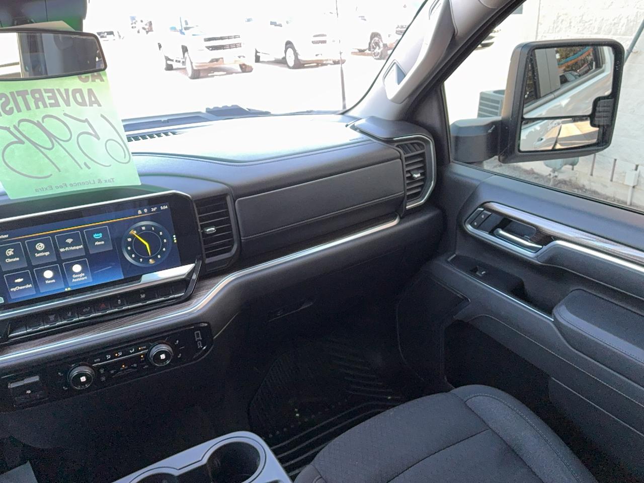 2025 Chevrolet Silverado 2500 LT 4WD CrewCab 6.6L8cylDiesel 6'7"Box HeatedSeats Photo