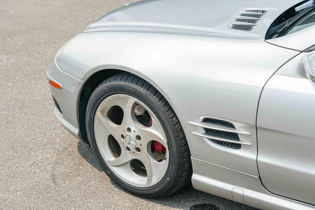 2005 Mercedes-Benz SL-Class SL 500 Photo