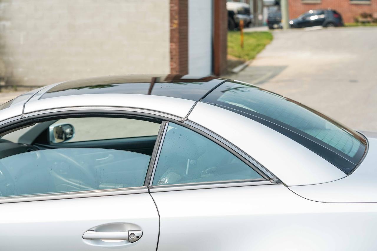 2005 Mercedes-Benz SL-Class SL 500 Photo