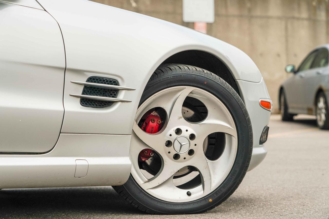 2005 Mercedes-Benz SL-Class SL 500 Photo