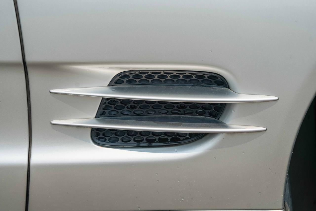 2005 Mercedes-Benz SL-Class SL 500 Photo