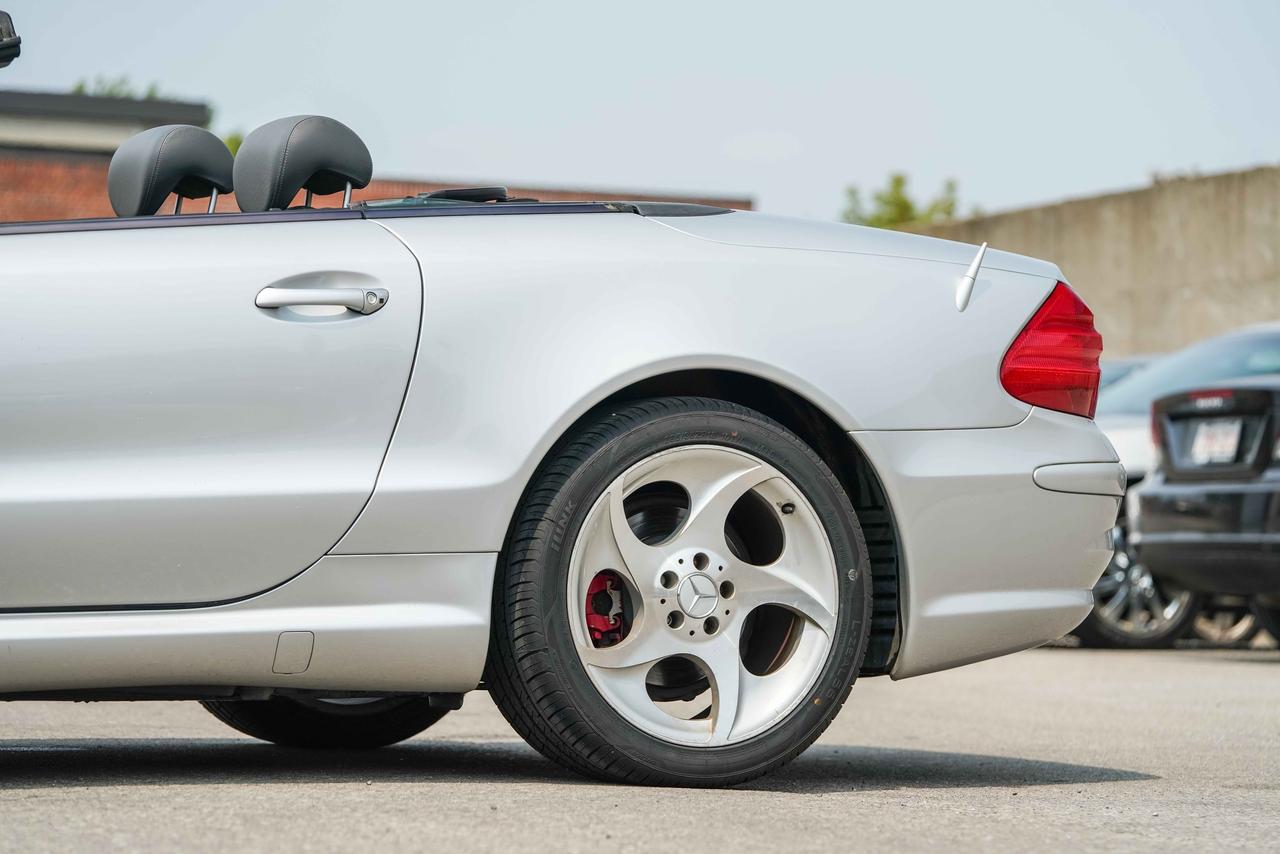 2005 Mercedes-Benz SL-Class SL 500 Photo