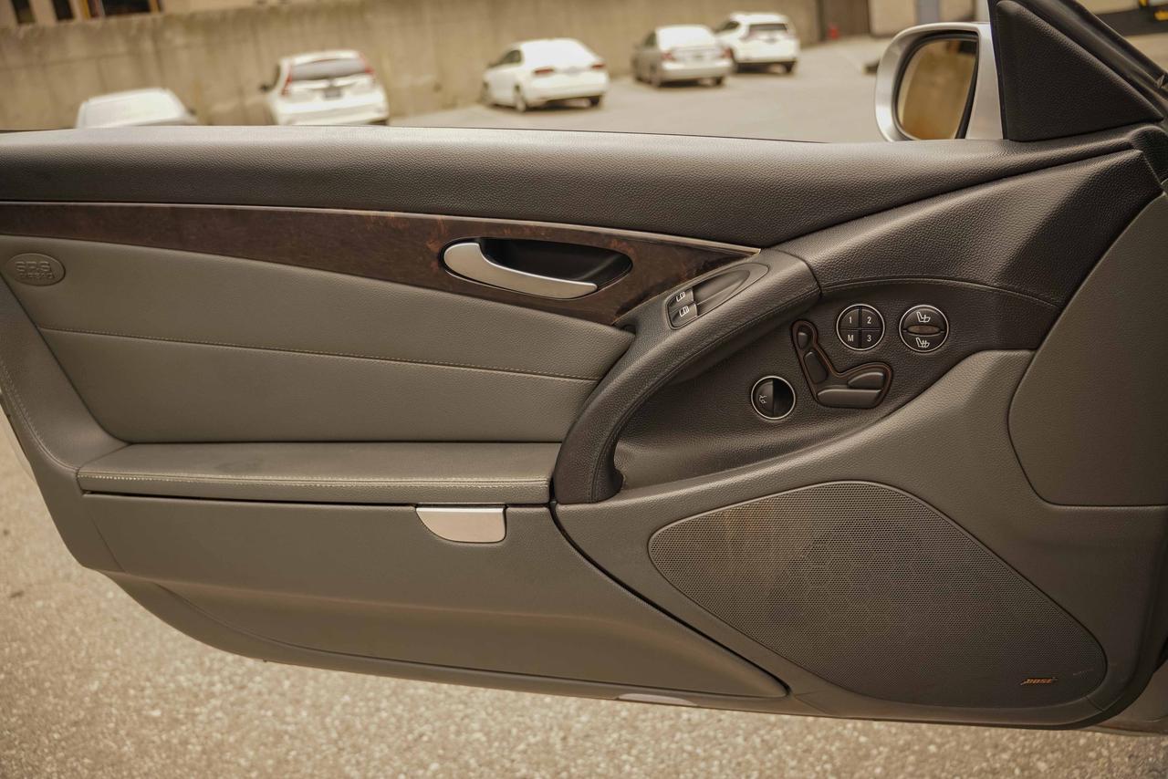 2005 Mercedes-Benz SL-Class SL 500 Photo