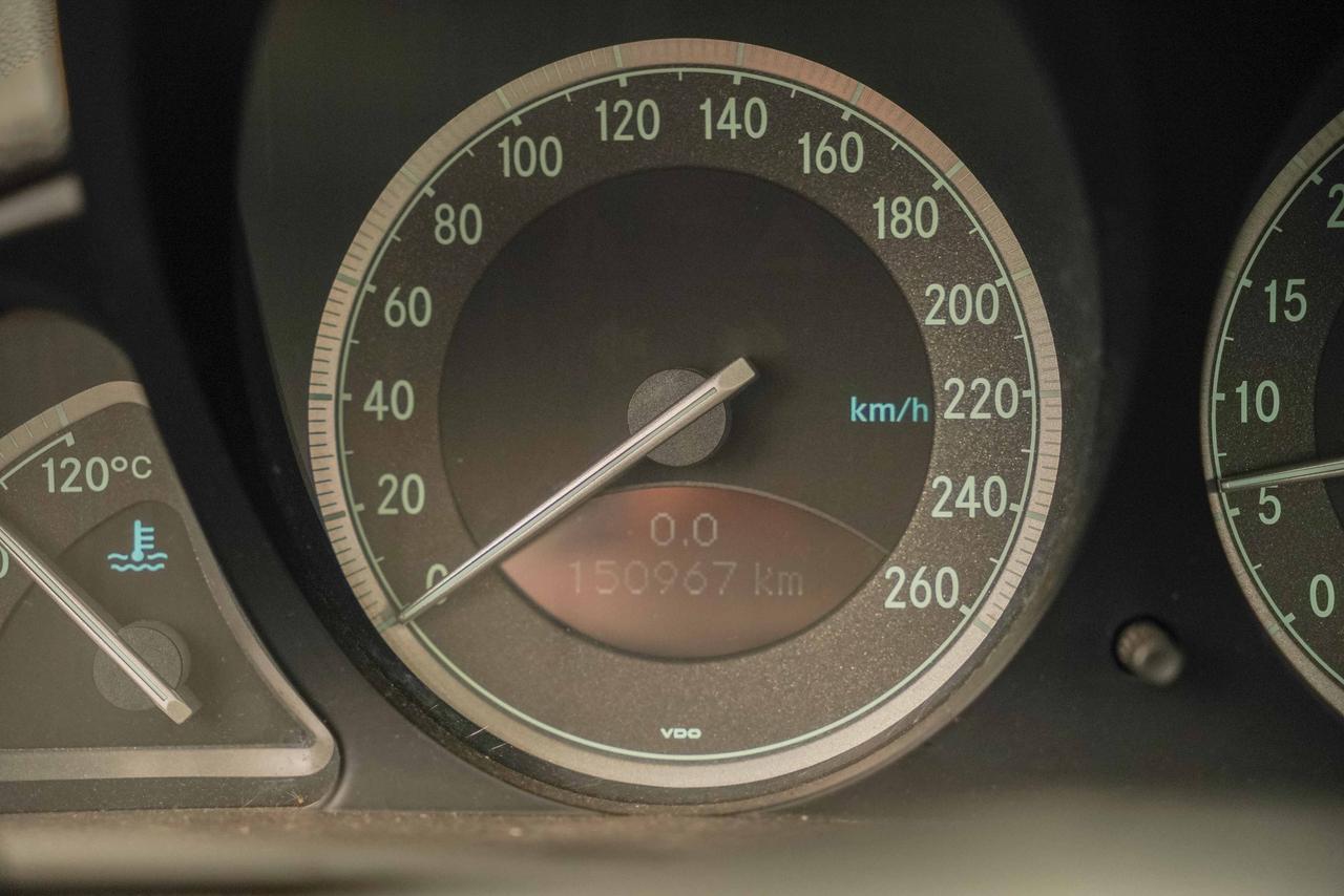 2005 Mercedes-Benz SL-Class SL 500 Photo