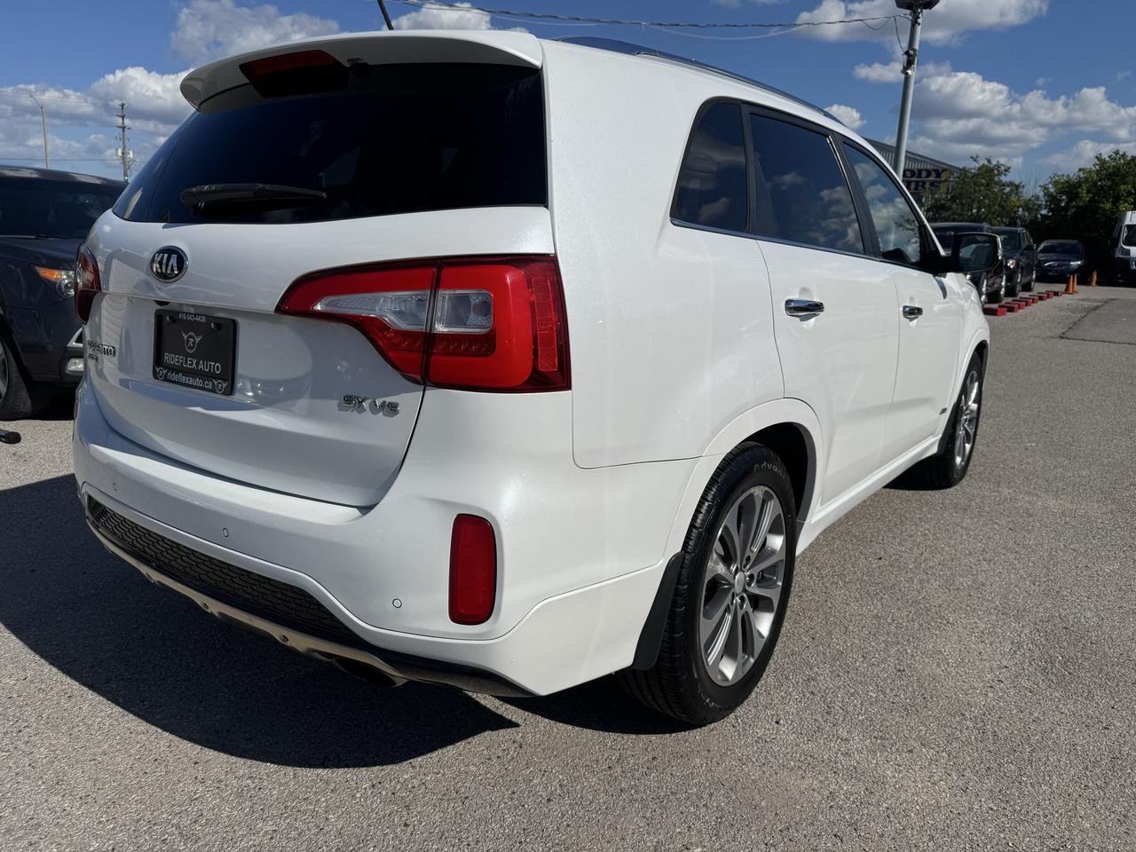 2015 Kia Sorento SX Photo