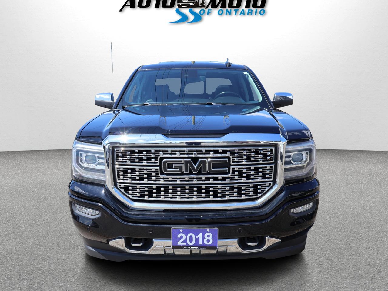 2018 GMC Sierra 1500 V8 DENALI CREW 4WD CERTIFIED CAMERA NAV BLUETOOTH LEATHER HEATED SEATS SUNROOF CRUISE ALLOYS Photo