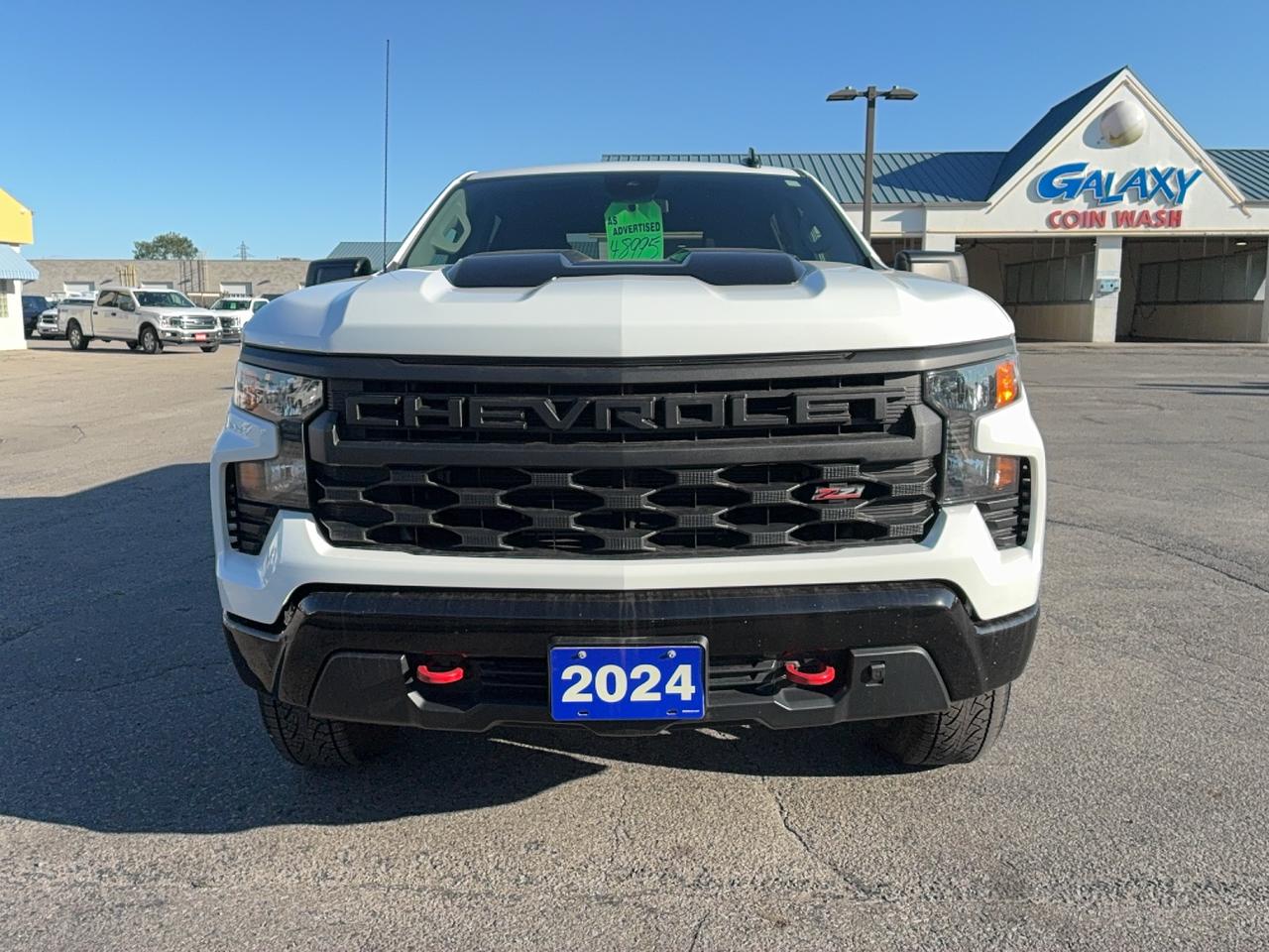 2024 Chevrolet Silverado 1500 Custom Trail Boss Z71 CrewCab 2.7L4cylGas 6'7"Box Photo
