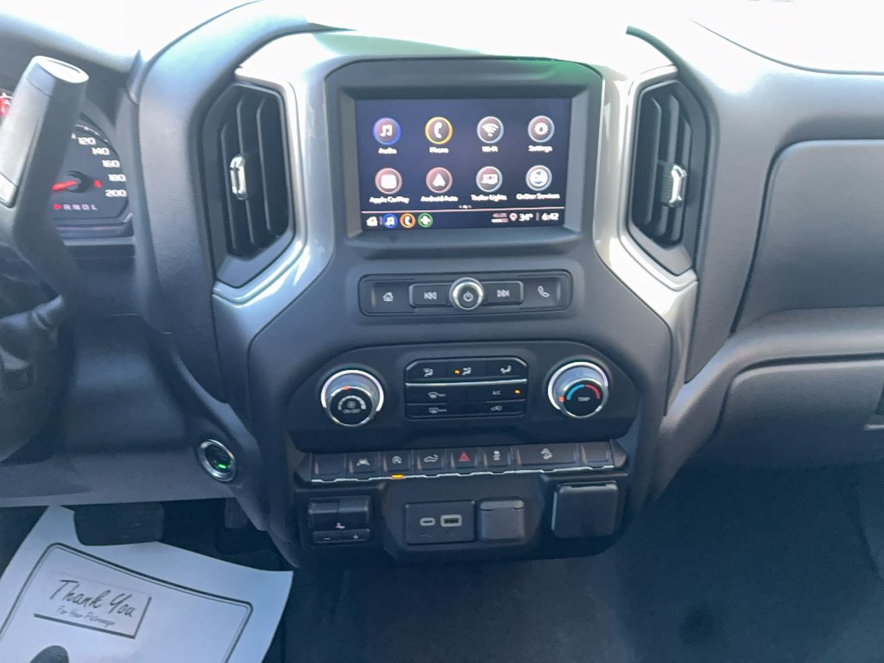 2024 Chevrolet Silverado 1500 Custom Trail Boss Z71 CrewCab 2.7L4cylGas 6'7"Box Photo