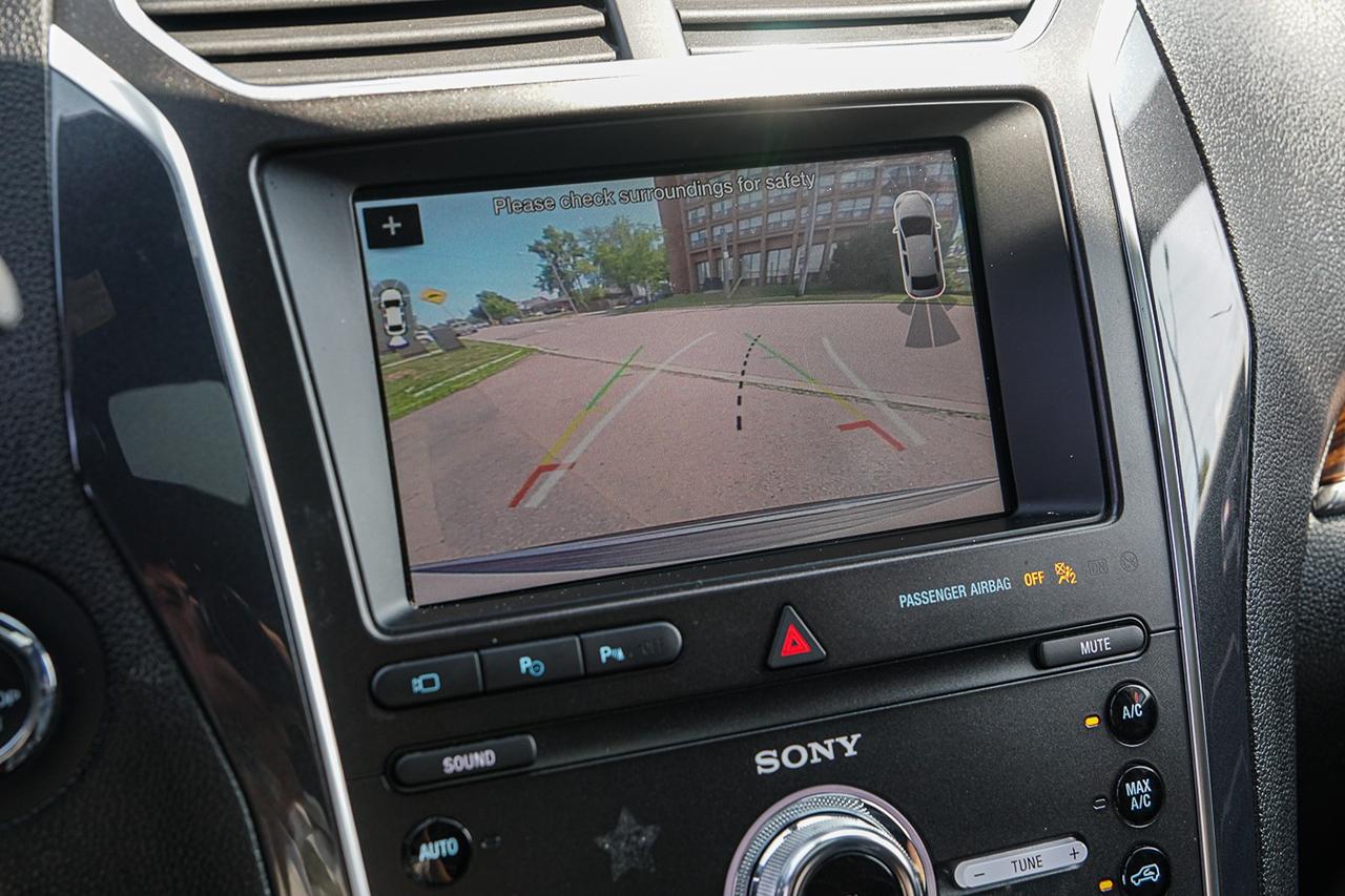 2019 Ford Explorer Limited 4WD | 7 PASS | NAVI | COOLED SEATS | PANO Photo