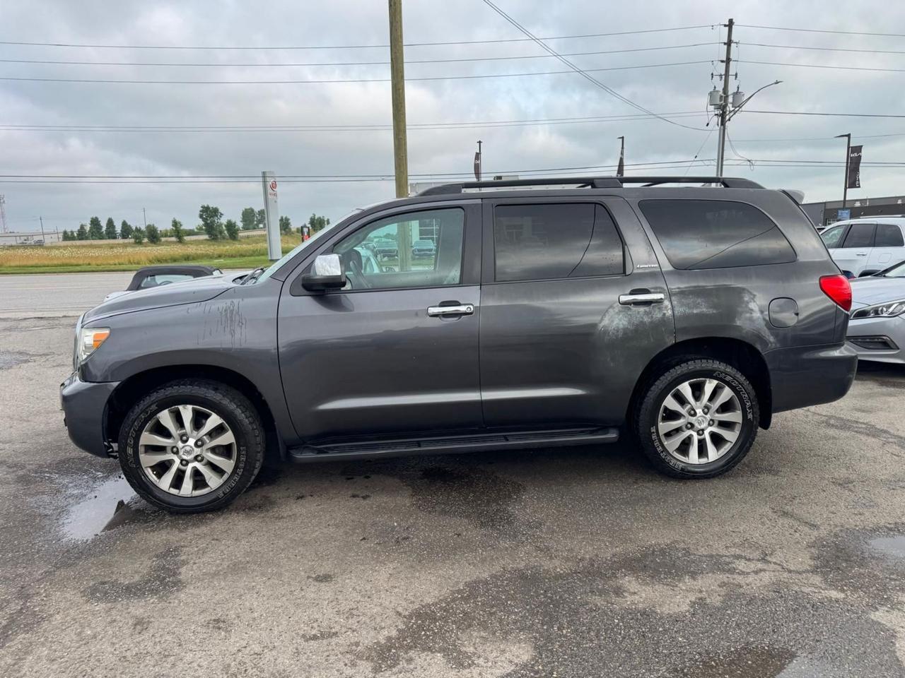2016 Toyota Sequoia LIMITED, 8 PASSENGER, 4X4, LOADED, AS IS SPECIAL Photo