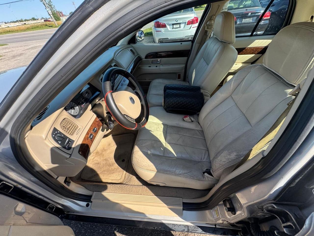 2008 Mercury Grand Marquis LS ULTIMATE, WELL MAINTED, RUNS WELL, AS IS Photo