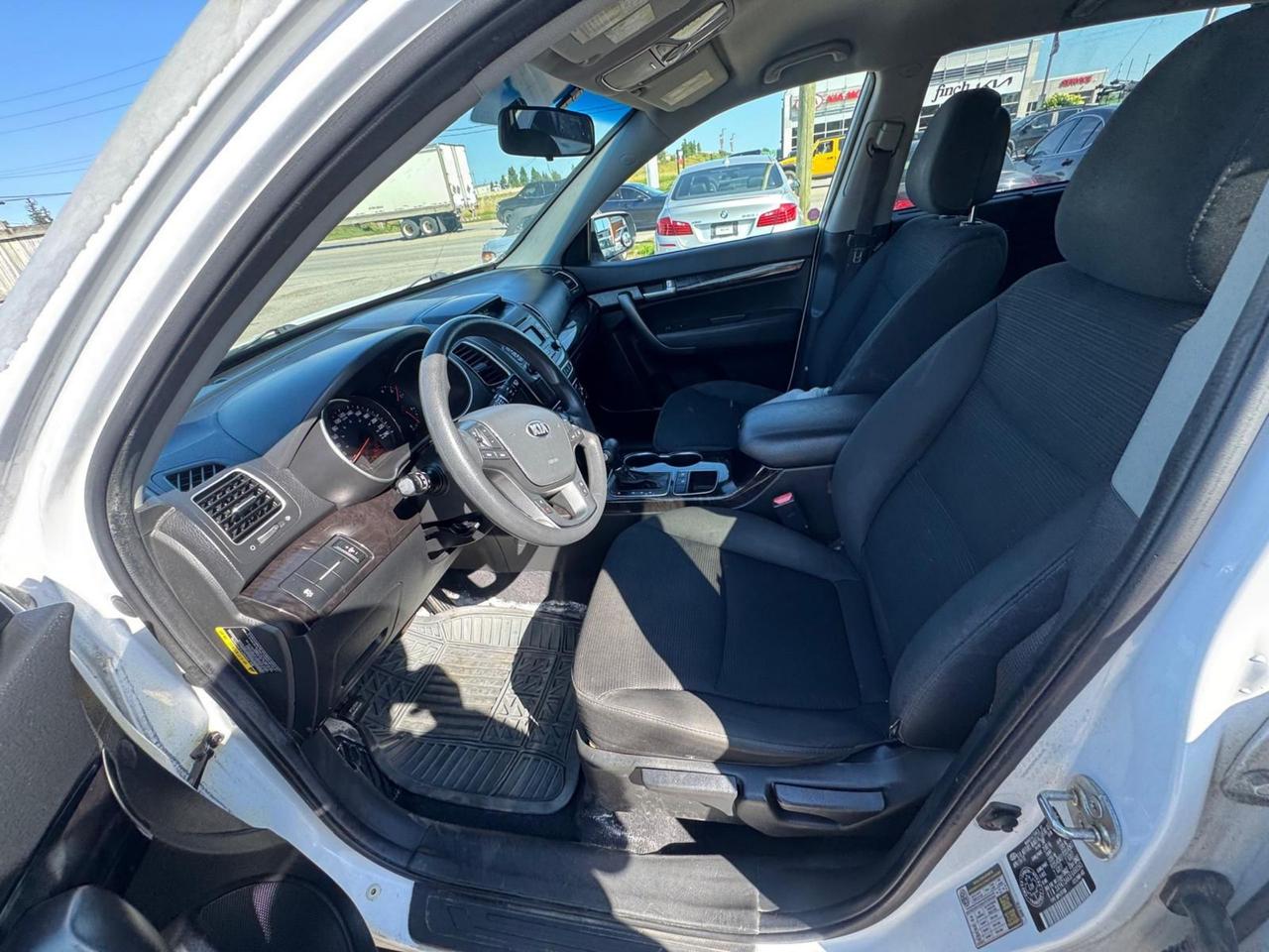 2014 Kia Sorento LX, RUNS GREAT, 4 CYLINDER, ALLOYS, AS IS SPECIAL Photo