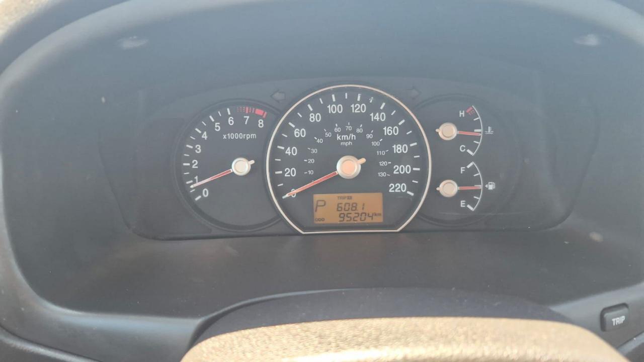 2012 Kia Rondo EX, 4 CYLINER, ONLY 95KMS, AUTO, ALLOYS, CERTIFIED Photo