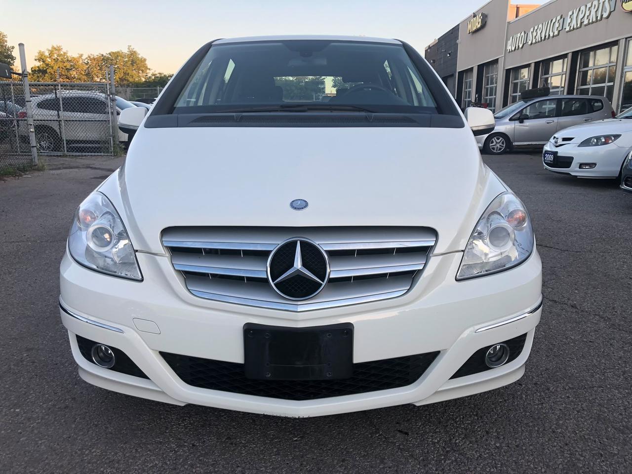 2009 Mercedes-Benz B-Class 4dr HB Photo