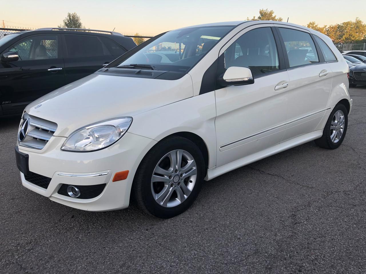 2009 Mercedes-Benz B-Class 4dr HB Photo