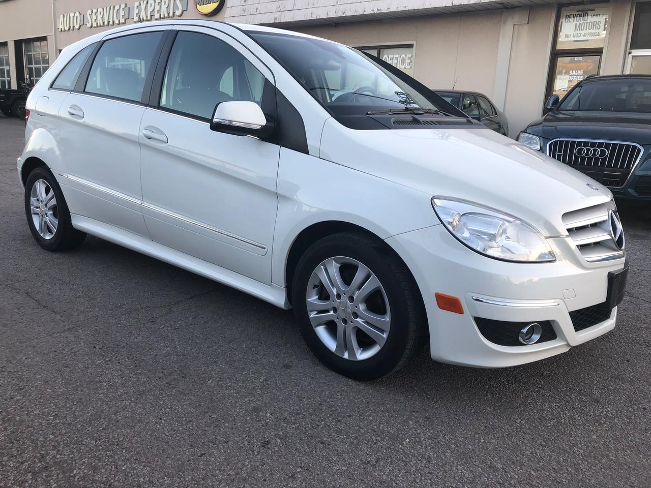 2009 Mercedes-Benz B-Class 4dr HB Photo