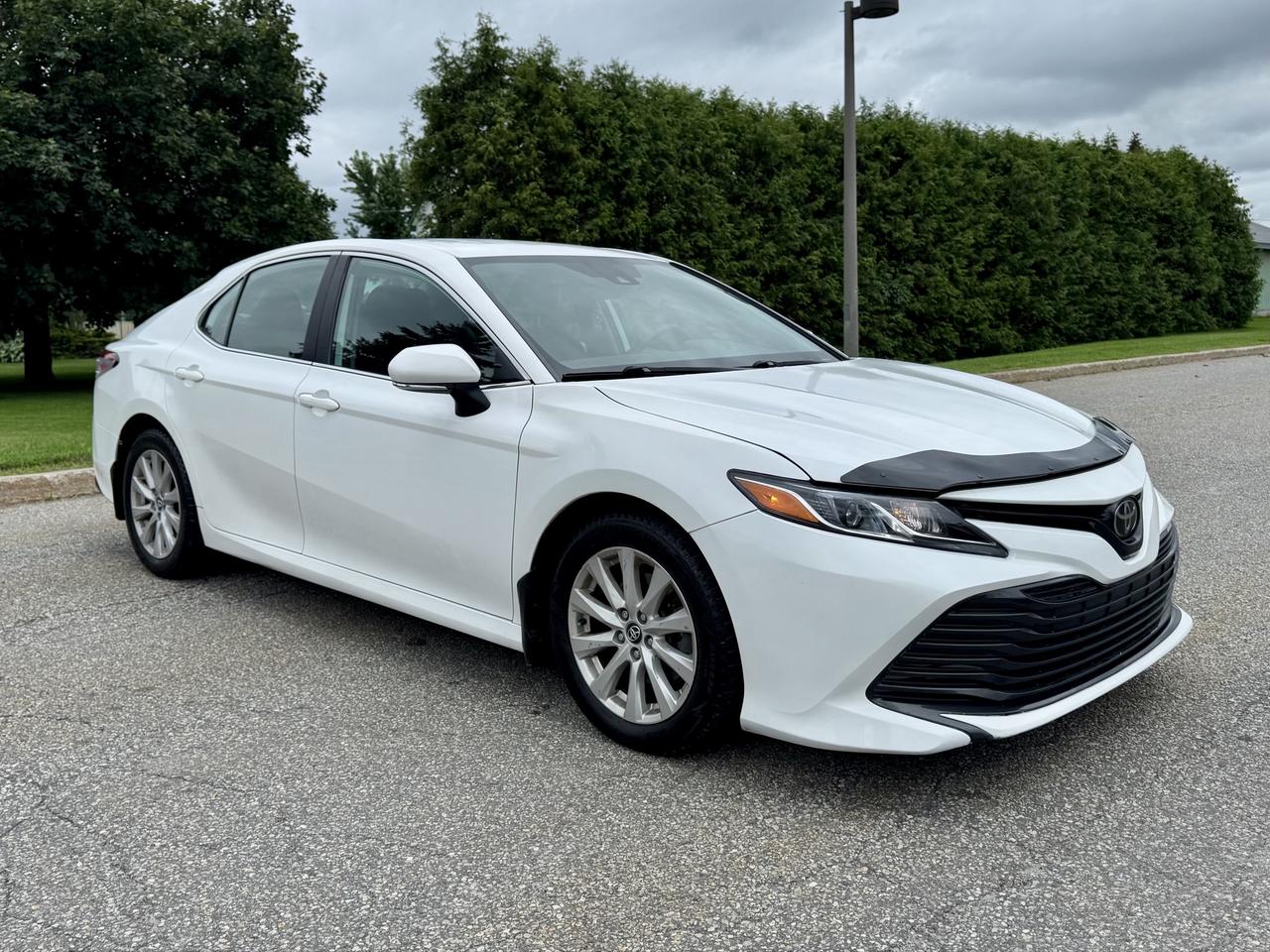 2020 Toyota Camry LE - Certified Photo4
