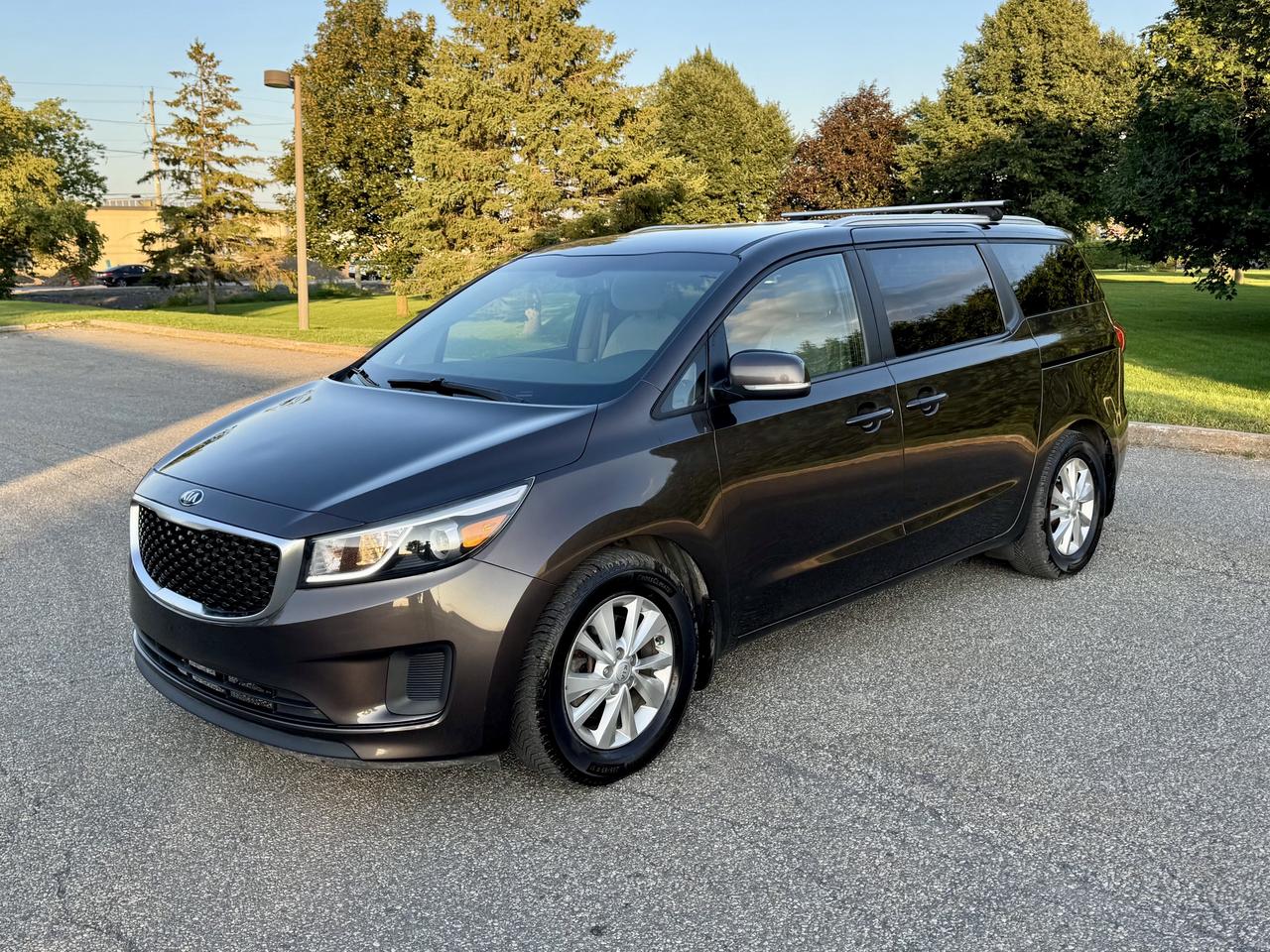 2016 Kia Sedona LX - 8 Passenger Photo