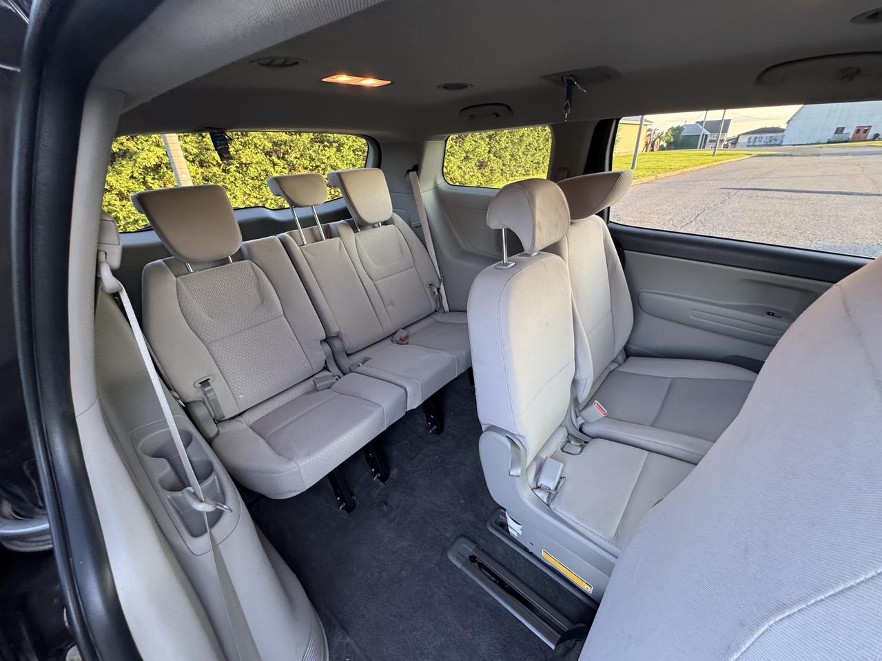 2016 Kia Sedona LX - 8 Passenger Photo