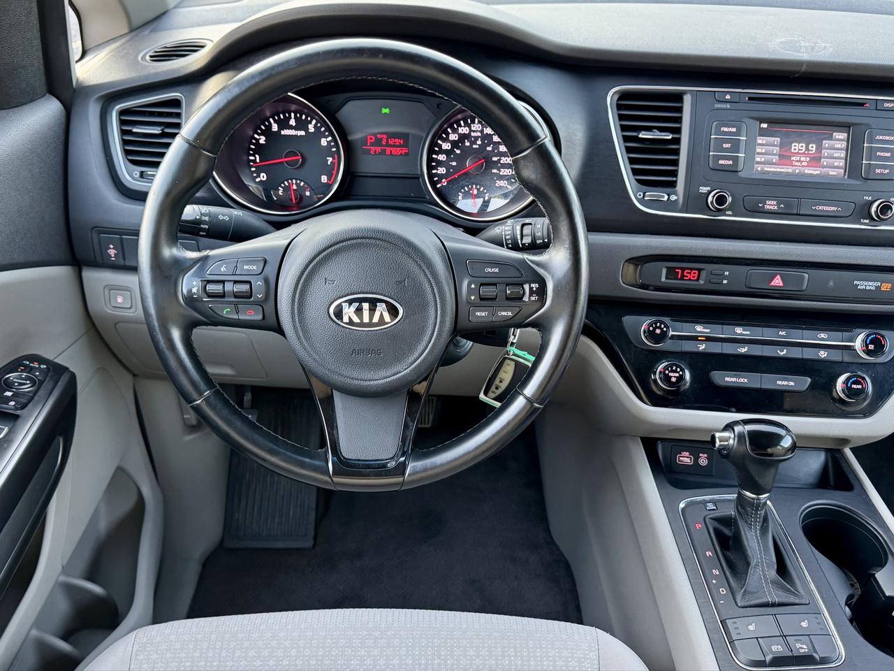 2016 Kia Sedona LX - 8 Passenger Photo
