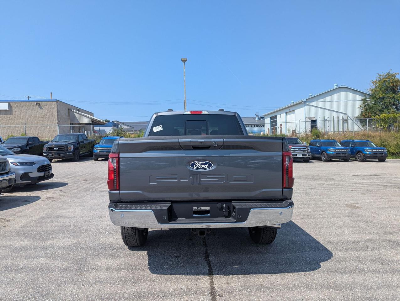 2026 Ford F-150 XLT SuperCrew 302A 4x4 Photo4