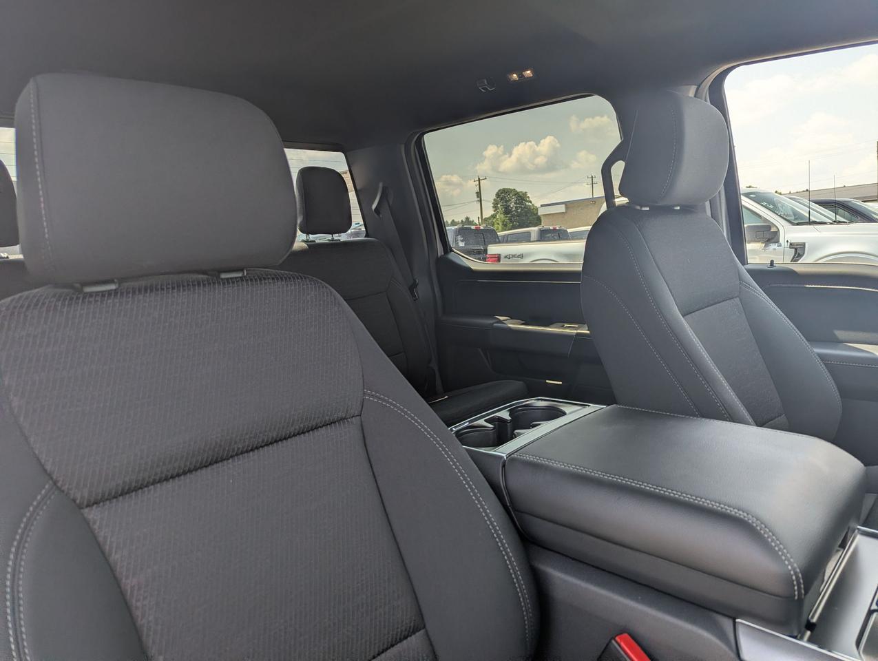 2026 Ford F-150 XLT 4WD SuperCrew 5.5' Box Photo