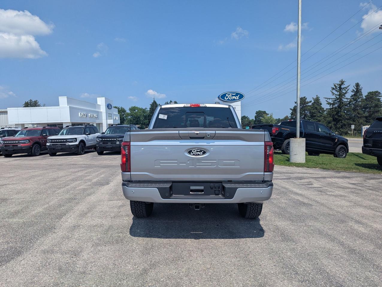 2026 Ford F-150 XLT SuperCrew 302A 4x4 Photo4