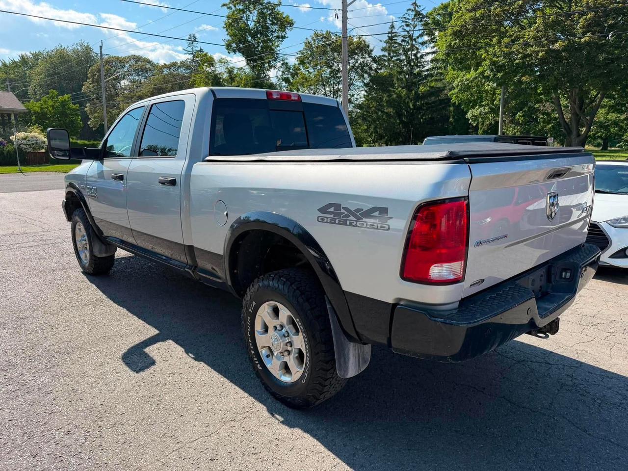 2017 RAM 2500 4WD Crew Cab 149" Outdoorsman Photo4