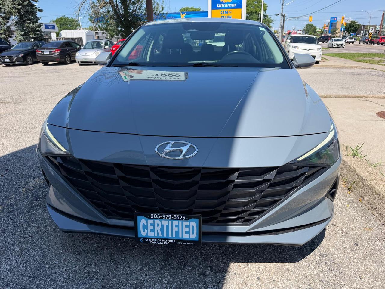 2022 Hyundai Elantra Essential - Photo #1