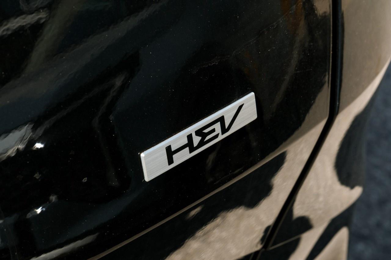 2027 Kia Sportage Hybrid SX AWD w/Red Interior Photo