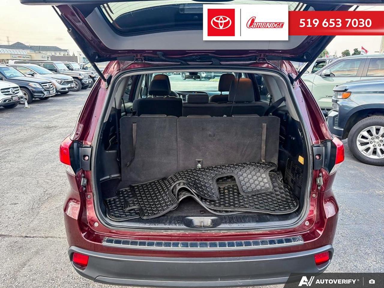 2018 Toyota Highlander LE Photo