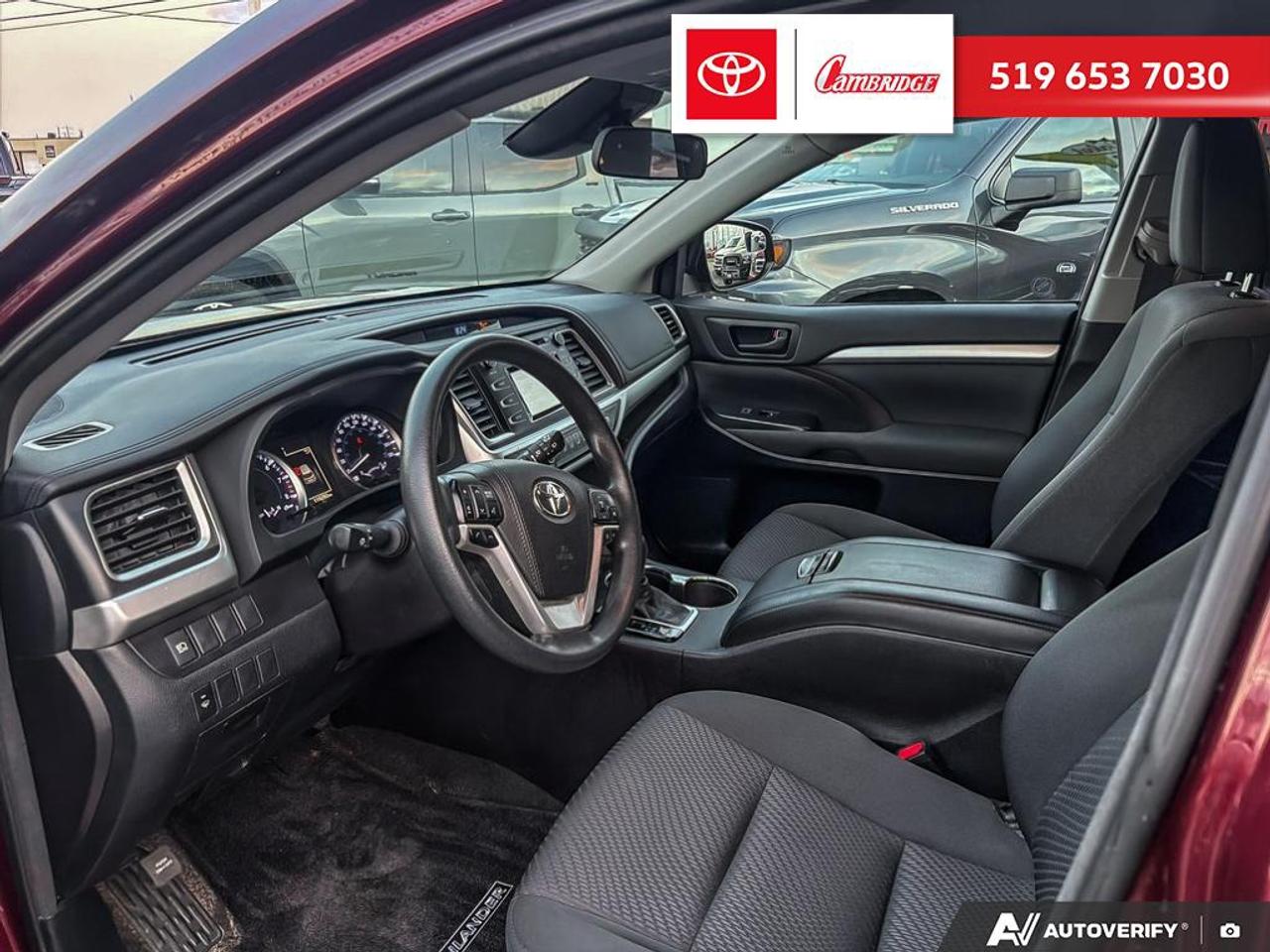 2018 Toyota Highlander LE Photo
