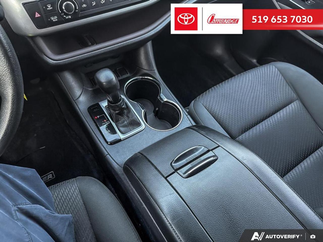 2018 Toyota Highlander LE Photo