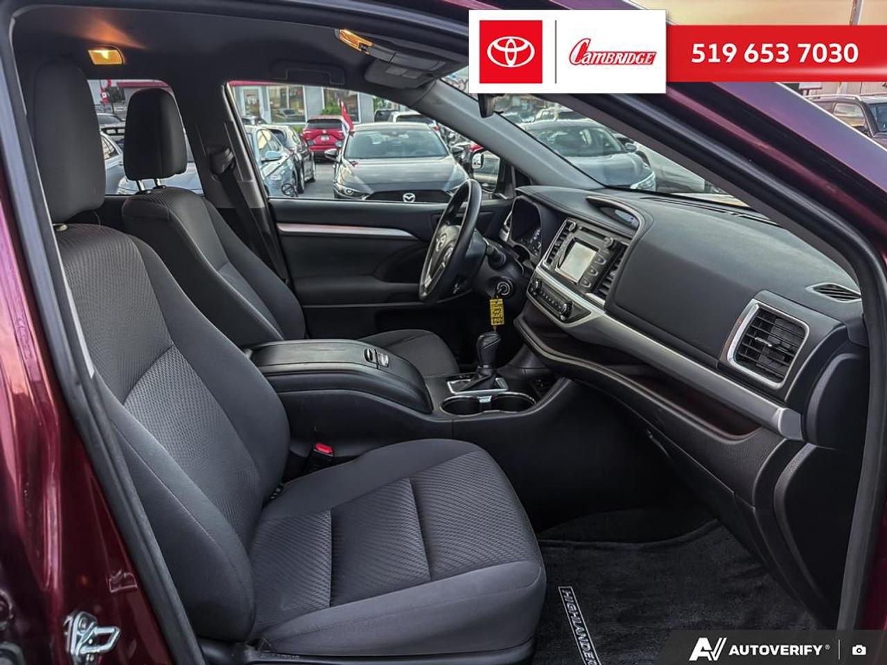2018 Toyota Highlander LE Photo