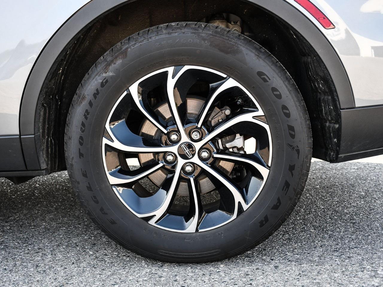 2025 Lincoln Nautilus Premiere AWD Photo