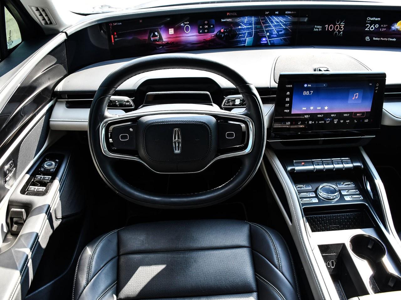 2025 Lincoln Nautilus Premiere AWD Photo