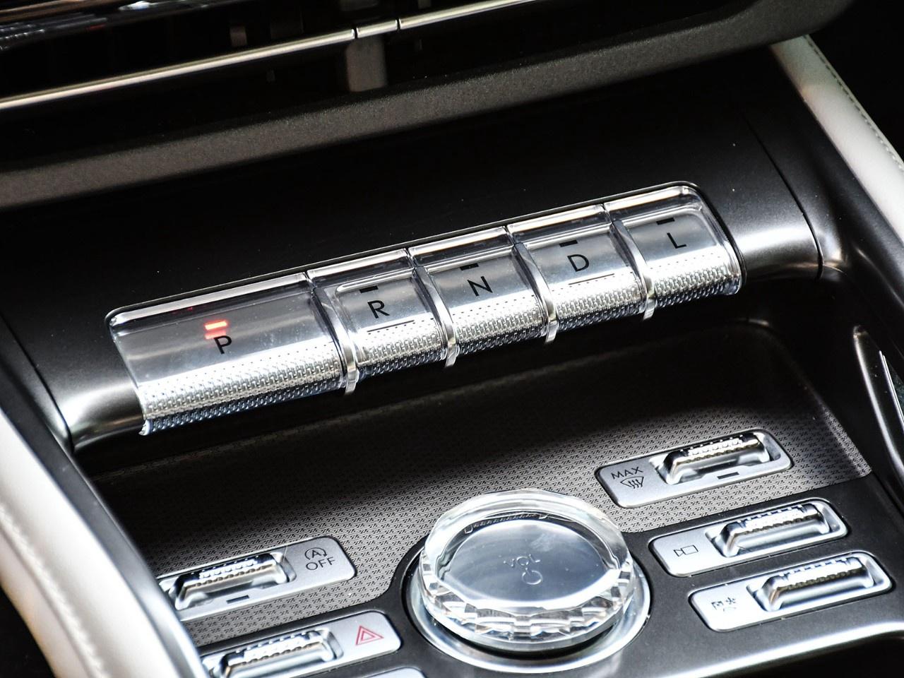 2025 Lincoln Nautilus Premiere AWD Photo