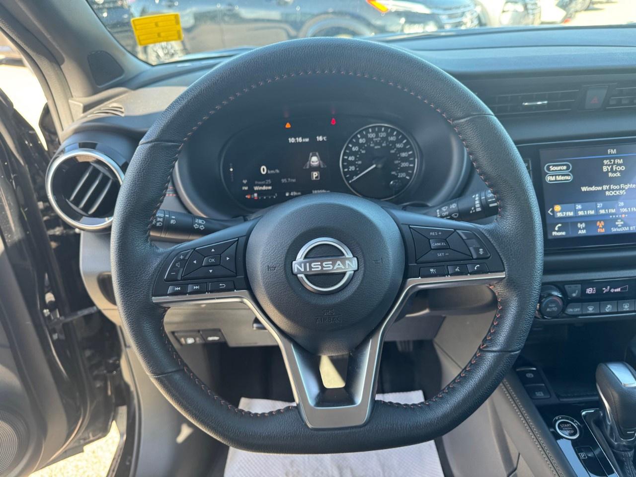 2024 Nissan Kicks SR FWD Photo