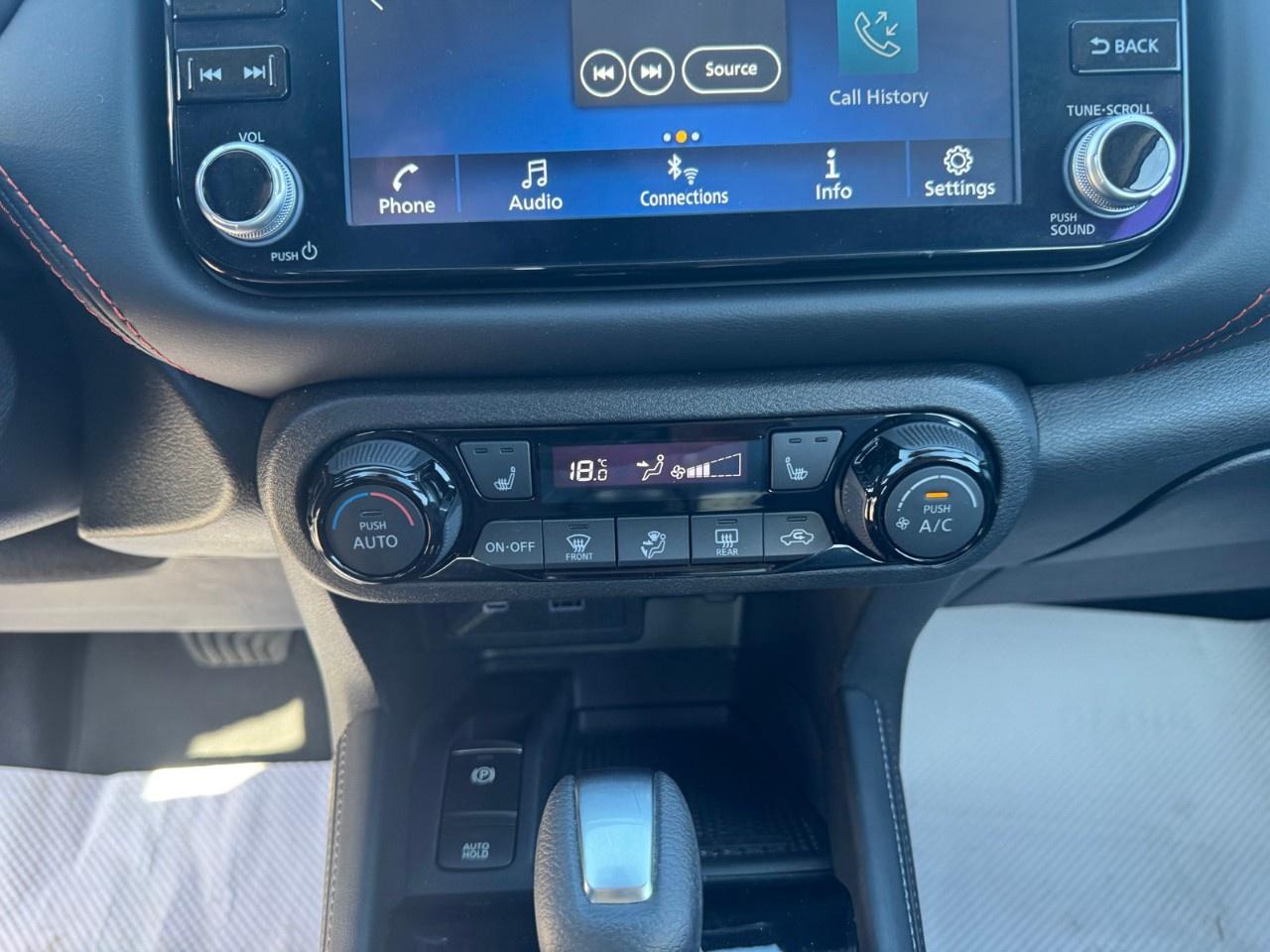 2024 Nissan Kicks SR FWD Photo