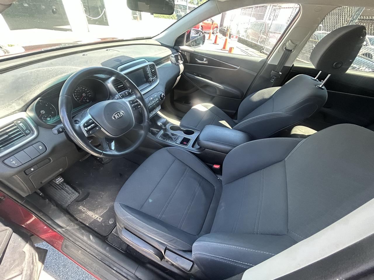 2019 Kia Sorento LX Photo